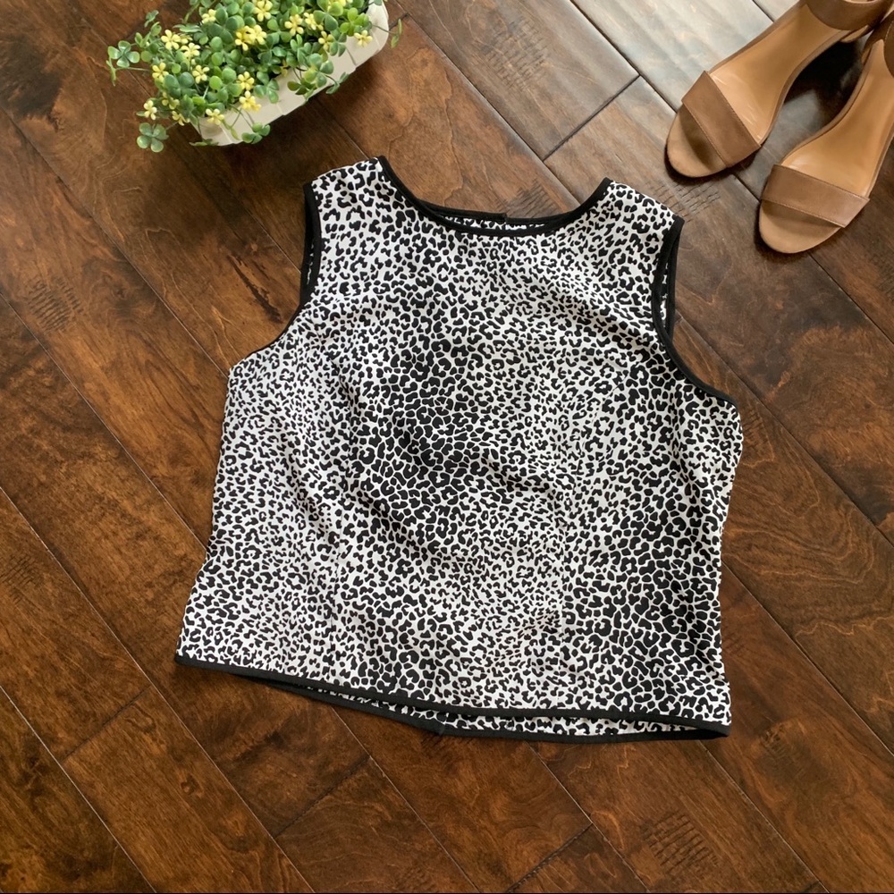 SAG‎ Harbor Petite Top Animal Print